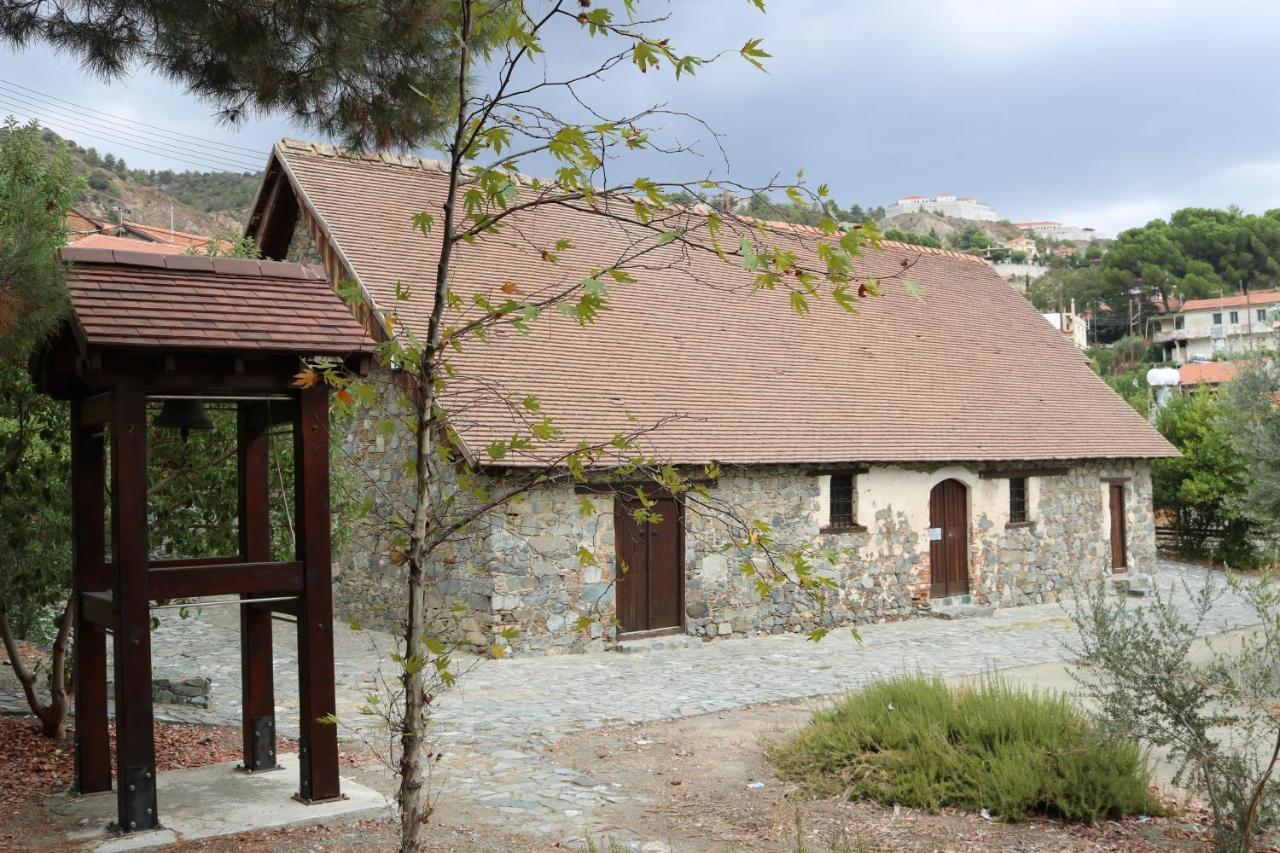 Georgiou Villa In Action Pelendri Exterior foto